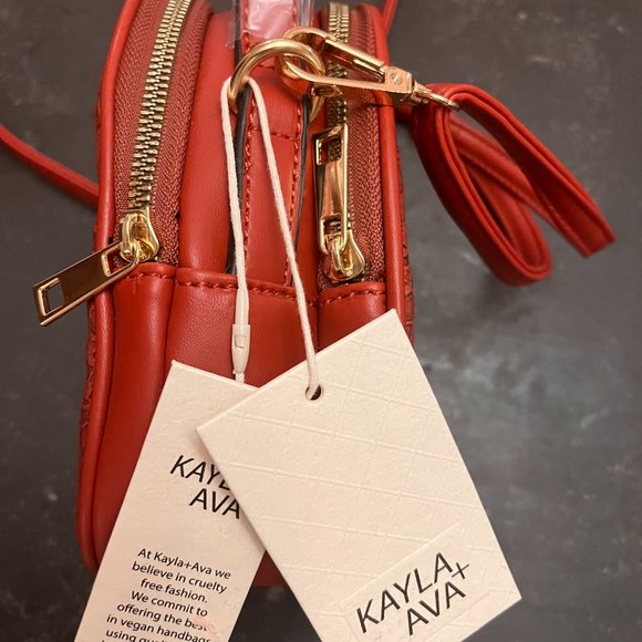 Vegan leather Maroon Cross body bag with adjustable strap - Picture 6 of 7